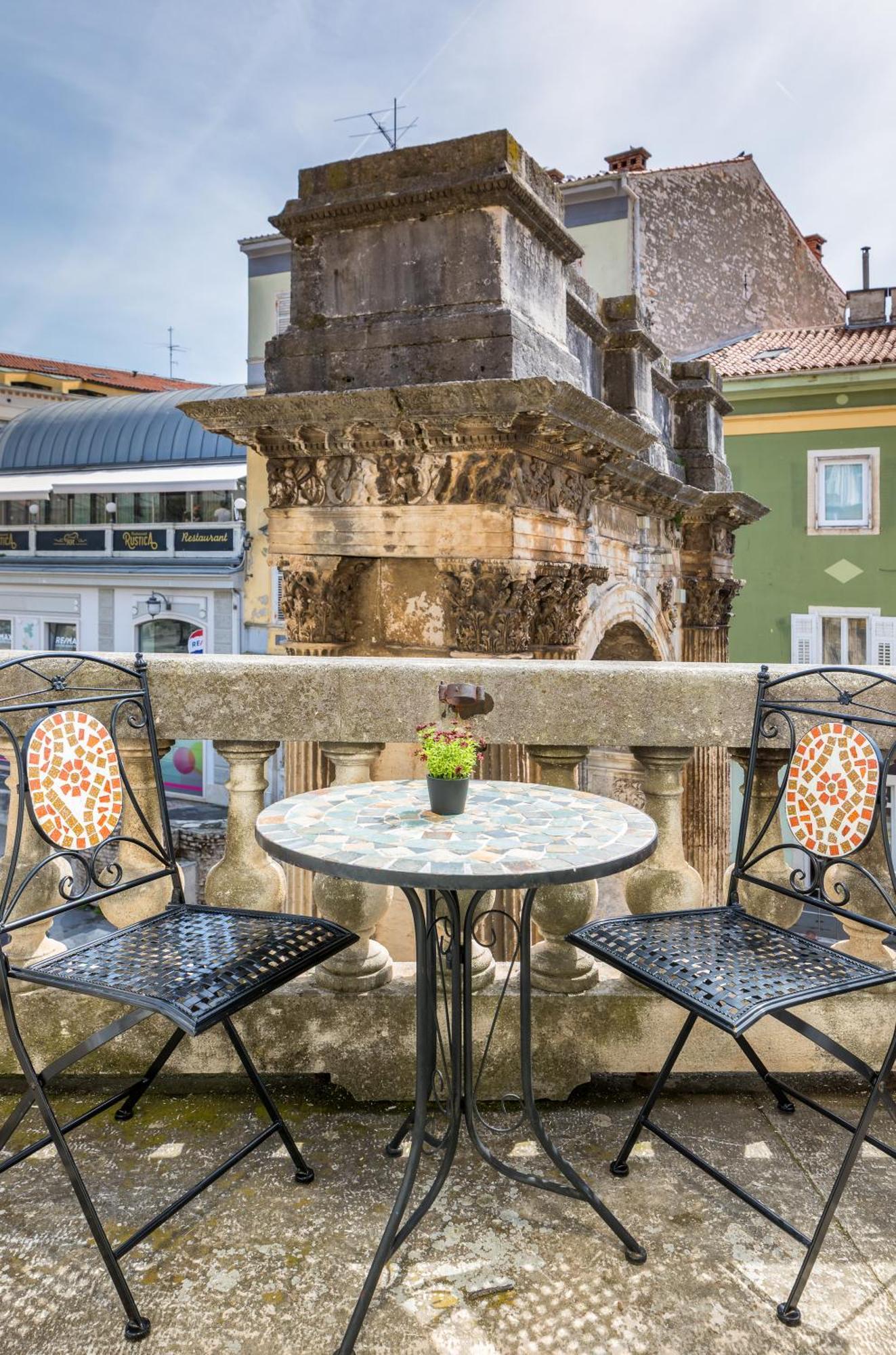 Boutique Suites Joyce PUY Exterior foto
